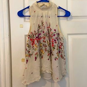 Embroidered sleeveless shell